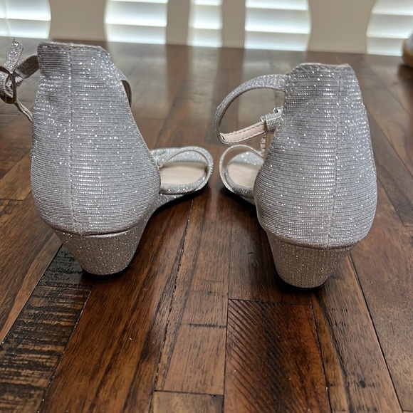 BENJAMIN WALK Touch Ups BEATRIX WEDGE SANDALS with chunky rhinestones 5.5 - Picture 6 of 14